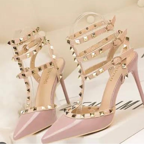 NEW  FAHRENHEIT STUDDED STRAPPY PUMPS , NUDE Sz 8-8.5 - Picture 10 of 11